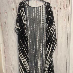 Black & White Striped Tie-Dye Kimono